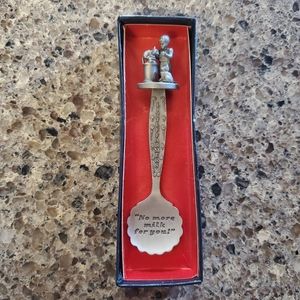 D. Jacobs Little Farmers 1983 collectible pewter spoon "No more milk for you!"